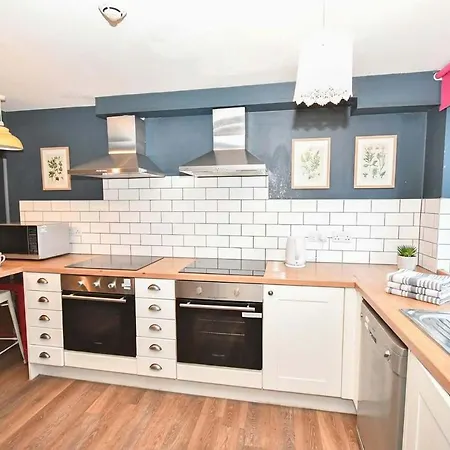Apartamento Budget 8 Bedroom Modern In Headingley *